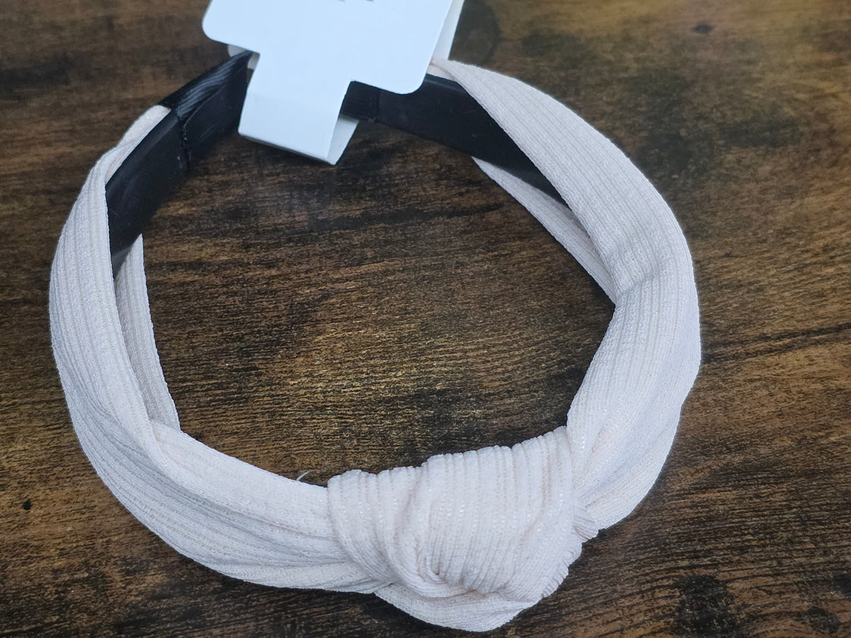 Cozy Cable-Knit Knotted Headband Collection