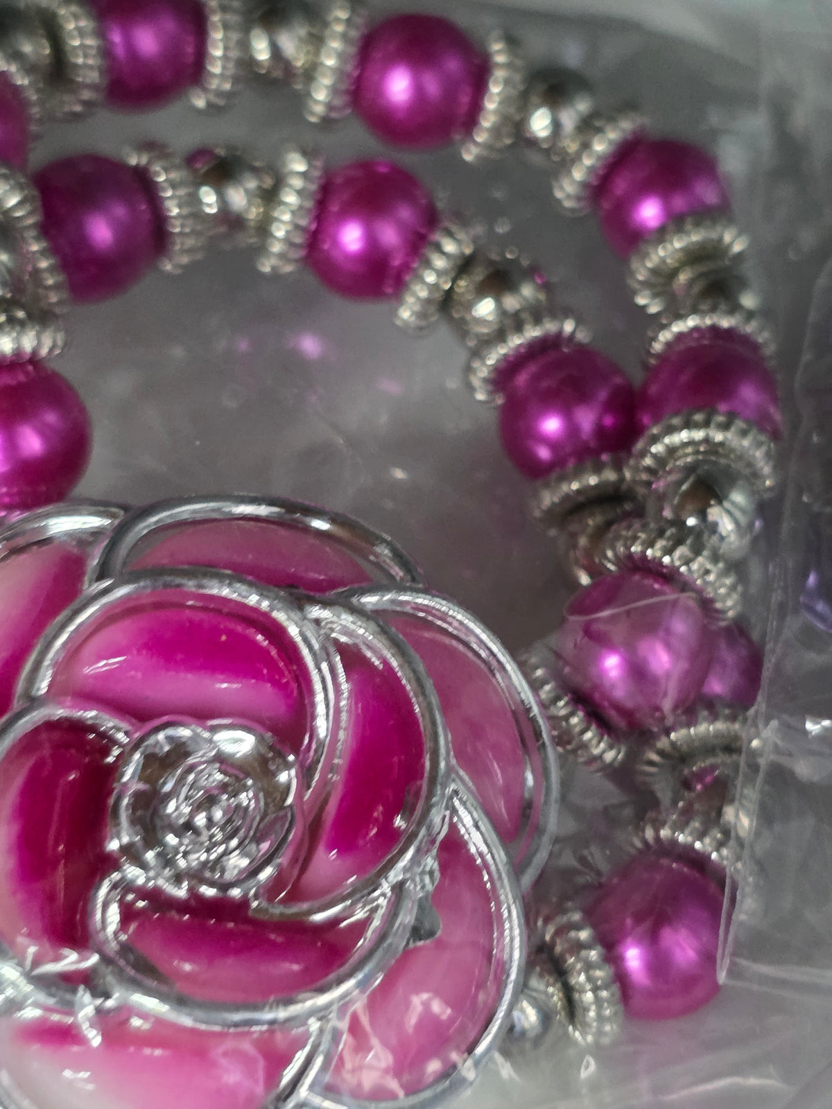 Camellia Blossom Pearl &amp; Stretch Bracelet.
