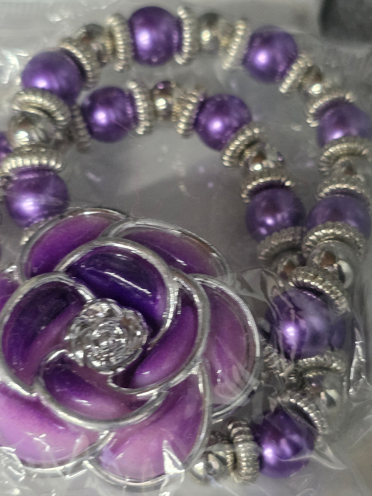 Camellia Blossom Pearl &amp; Stretch Bracelet.