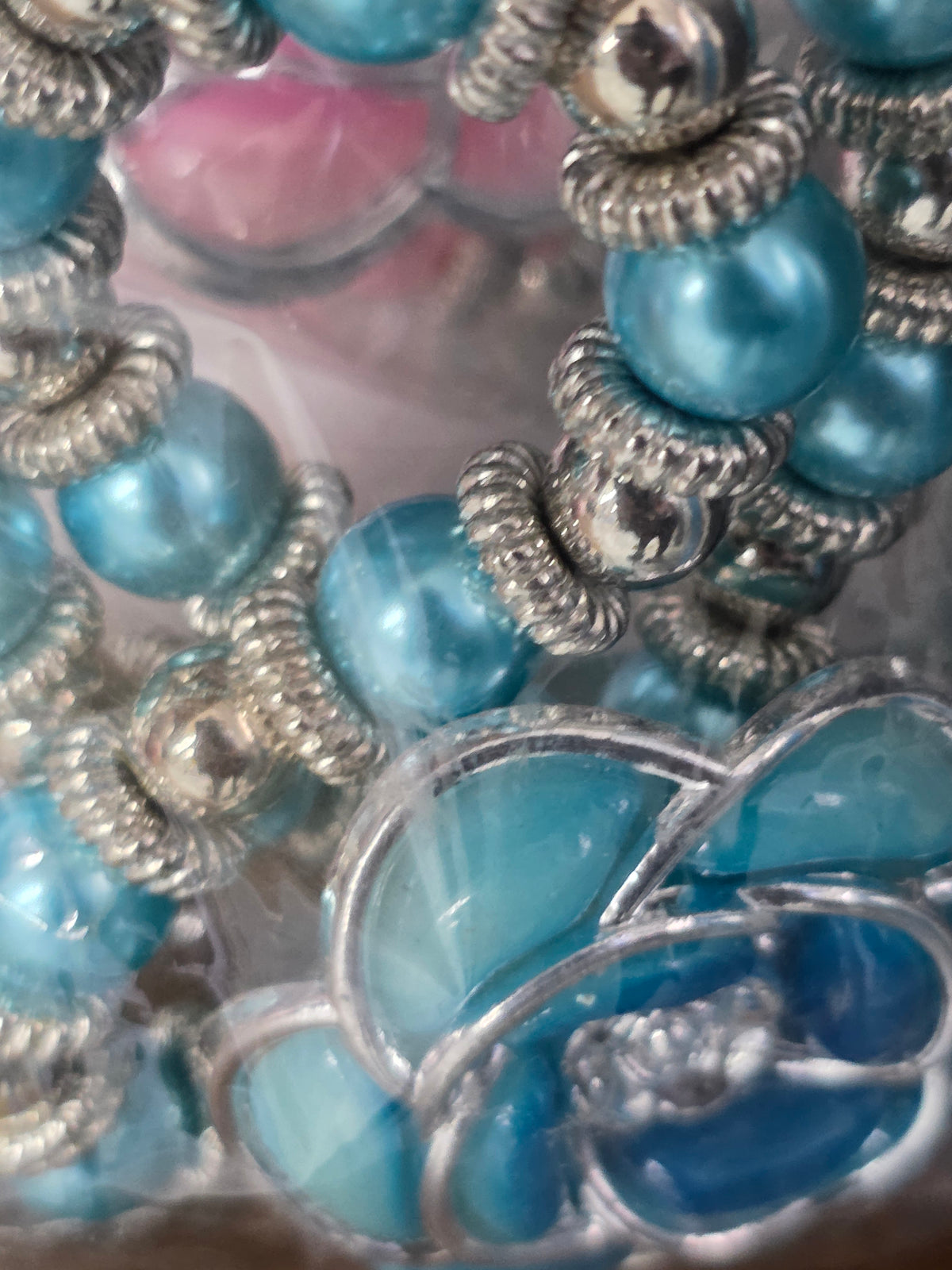 Camellia Blossom Pearl &amp; Stretch Bracelet.